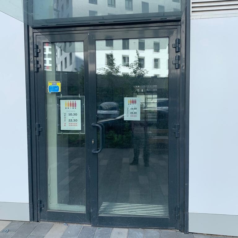 разновидности входных дверей и особенности их конструкции